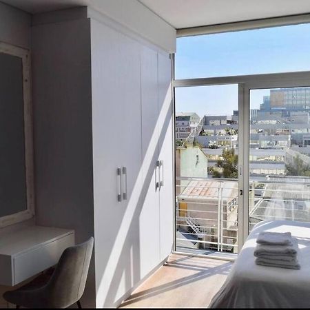 Stunning Studio Apartment In Cbd ケープタウン エクステリア 写真